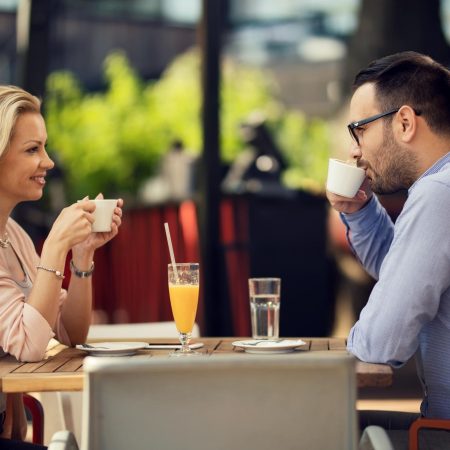 Hoe vraag je een man mee op Date? 10 eenvoudige tips om Hem mee Uitvragen