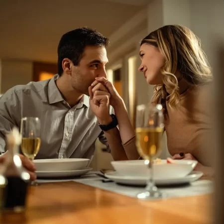 Datingtips voor Vrouwen: Verover het Hart van Elke Man met deze Subtiele Dating Tips