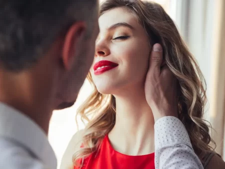 Is Flirten Vreemdgaan: Wanneer Ga Je Te Ver?