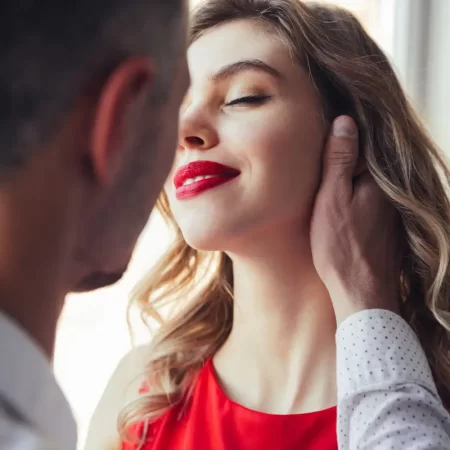 Is Flirten Vreemdgaan: Wanneer Ga Je Te Ver?